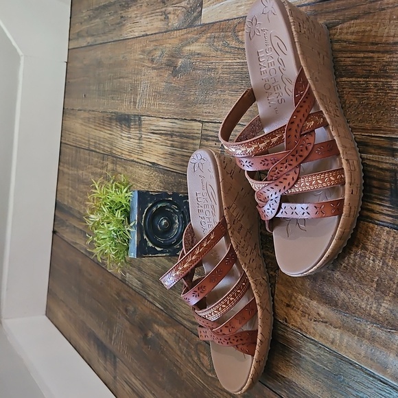 Cali‎ From Skechers Women's Tan Leather Braided Cork Wedge Heel Sandals. - Picture 9 of 12